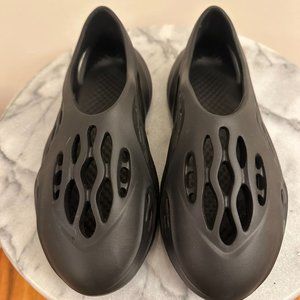 Foam Runner Shoes - Cloud Slides  - Thick Sole Non-Slip Size 37